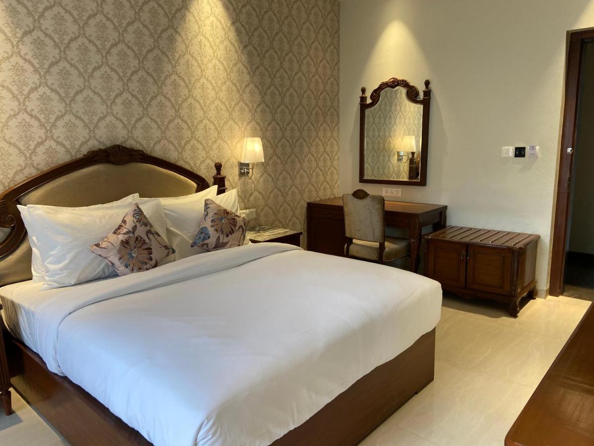 The Fern Residency Haridwar Hotel Bagian luar foto
