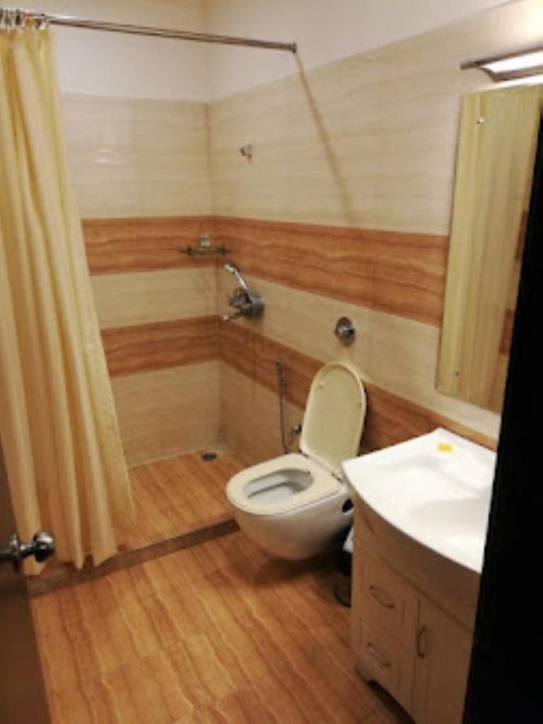 The Fern Residency Haridwar Hotel Bagian luar foto